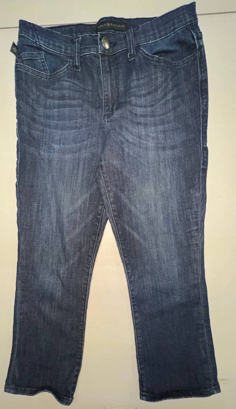 Rock & Republic Kendall Crop Jeans EUC Women 10